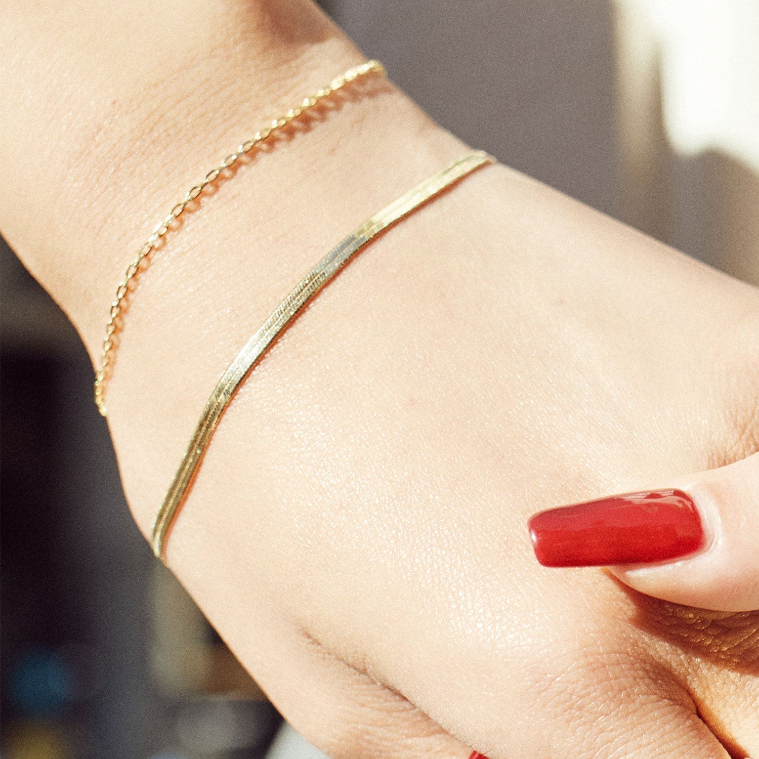 Herringbone Chain Bracelet - Solid Gold