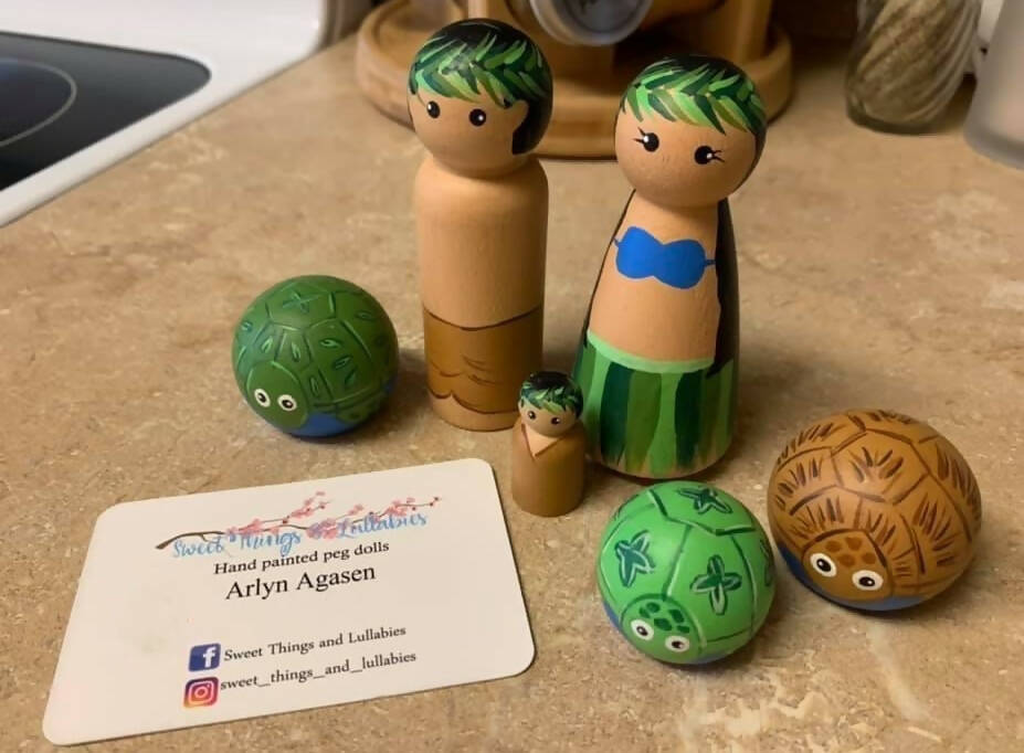 Hawaiian Nativity set